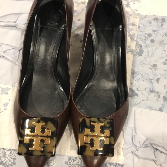 Tory Burch Shoes - Tory Burch women shoes size 7/2